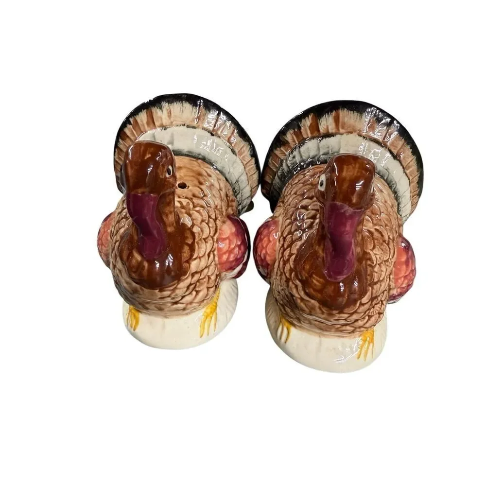 Fine Ceramic Turkey Salt and Pepper Shaker Set of 2